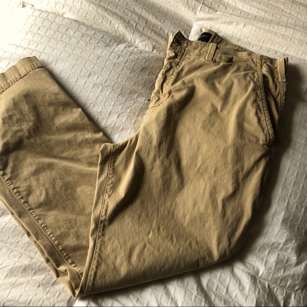 American Eagle Khakis size 36x30. Extreme Flex. Original Straight fit